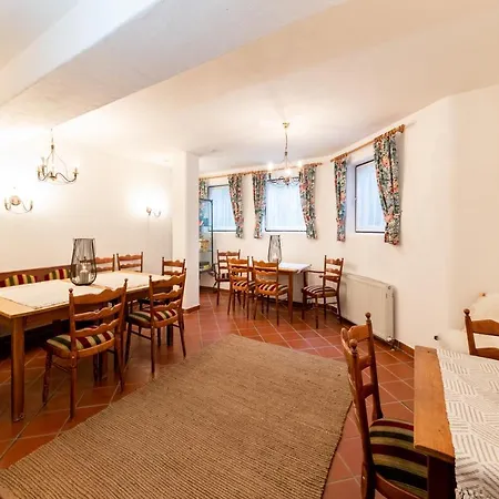 Appartementhaus Arzt Lägenhet