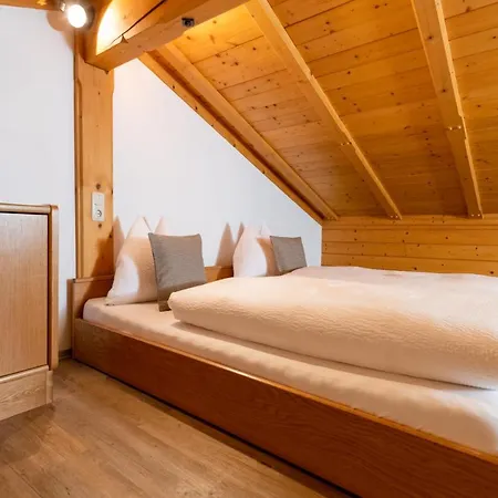 Apartman Appartementhaus Arzt