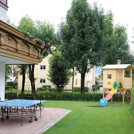 Appartementhaus Arzt زيل أم سي