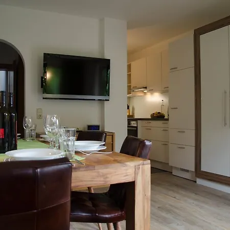 Appartementhaus Arzt * زيل أم سي