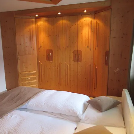 Appartementhaus Arzt